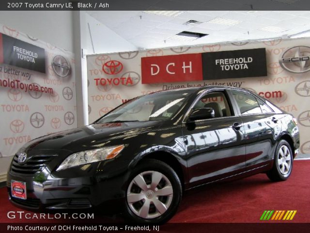 2007 Toyota Camry LE in Black