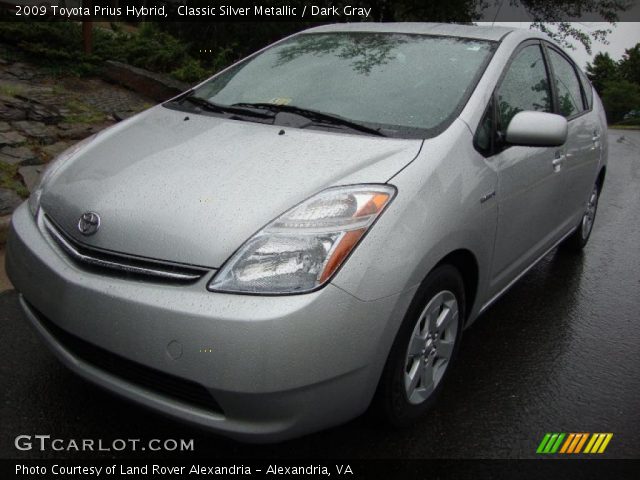 2009 Toyota Prius Hybrid in Classic Silver Metallic
