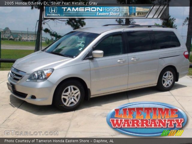 2005 Honda Odyssey EX in Silver Pearl Metallic