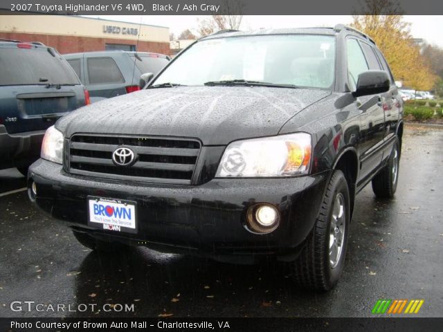 2007 Toyota Highlander V6 4WD in Black