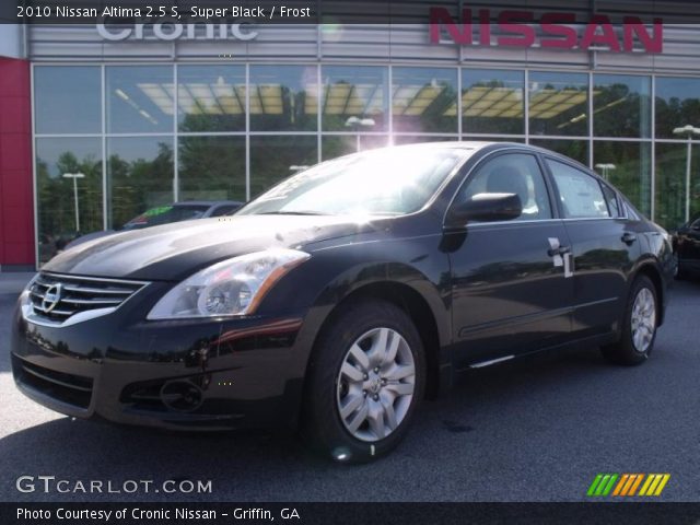 2010 Nissan Altima 2.5 S in Super Black