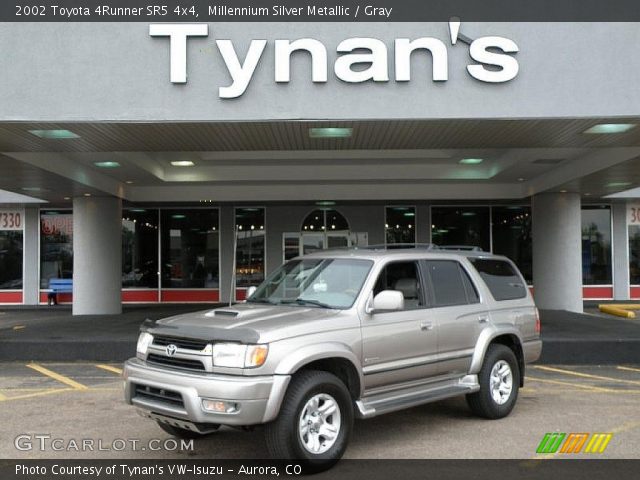 2002 Toyota 4Runner SR5 4x4 in Millennium Silver Metallic