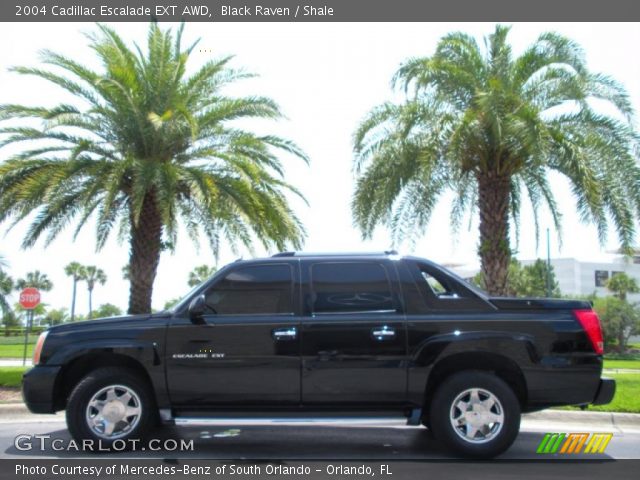 2004 Cadillac Escalade EXT AWD in Black Raven