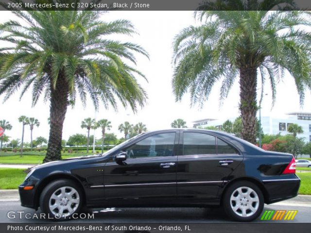 2005 Mercedes-Benz C 320 Sedan in Black