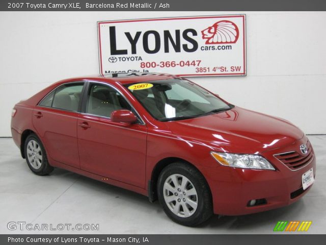 2007 Toyota Camry XLE in Barcelona Red Metallic