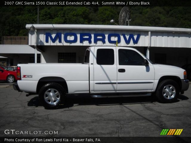 2007 GMC Sierra 1500 Classic SLE Extended Cab 4x4 in Summit White