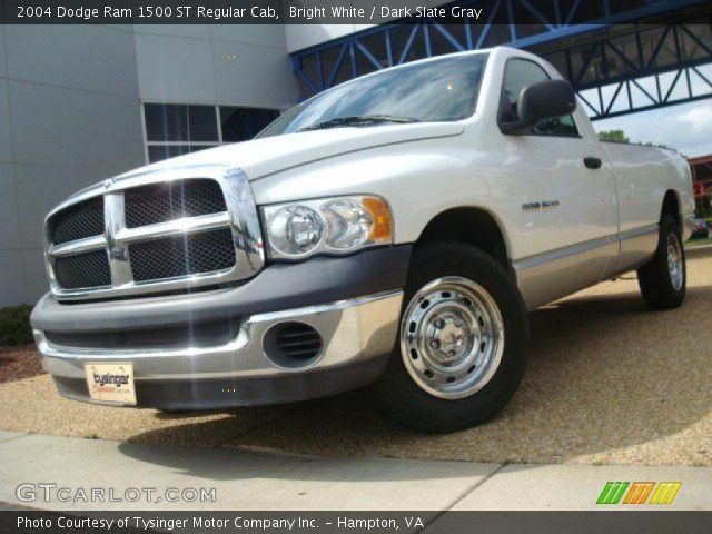 2004 Dodge Ram 1500 ST Regular Cab in Bright White