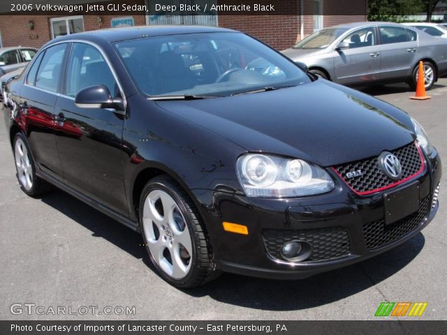 2006 Volkswagen Jetta GLI Sedan in Deep Black