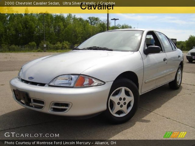 2000 Chevrolet Cavalier Sedan in Ultra Silver Metallic