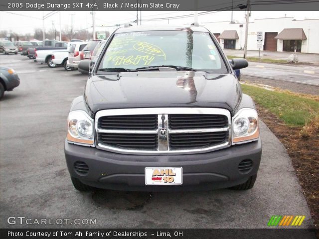 2005 Dodge Durango SXT 4x4 in Black