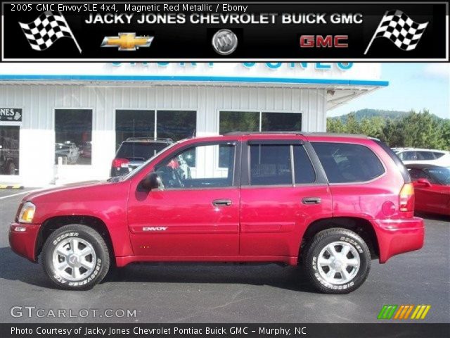 2005 GMC Envoy SLE 4x4 in Magnetic Red Metallic