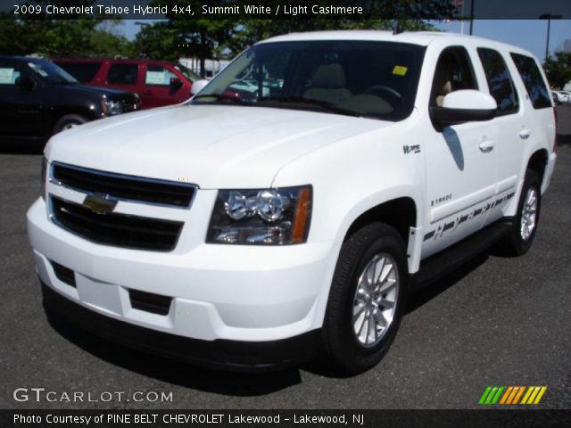 2009 Chevrolet Tahoe Hybrid 4x4 in Summit White