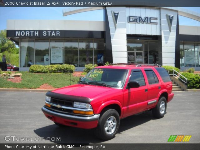 2000 Chevrolet Blazer LS 4x4 in Victory Red