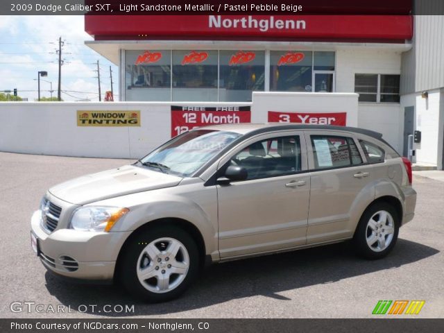 2009 Dodge Caliber SXT in Light Sandstone Metallic