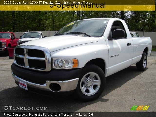 2003 Dodge Ram 1500 ST Regular Cab in Bright White