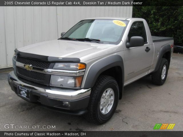 2005 Chevrolet Colorado LS Regular Cab 4x4 in Doeskin Tan