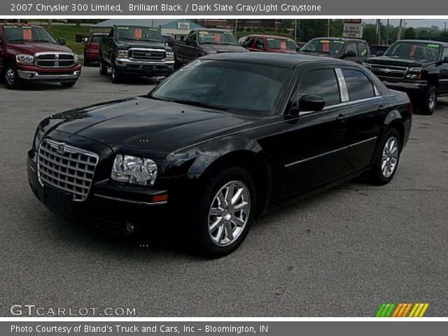 2007 Chrysler 300 Limited in Brilliant Black