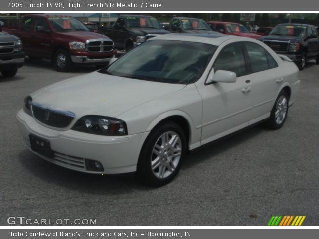 2005 Lincoln LS V8 in Light French Silk Metallic