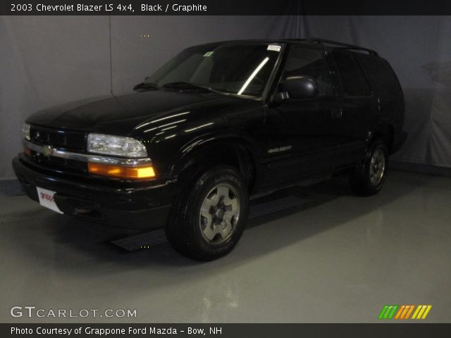 2003 Chevrolet Blazer LS 4x4 in Black