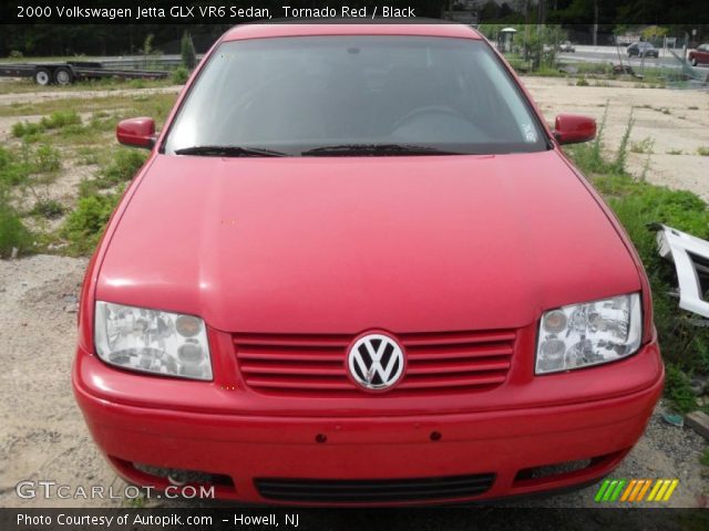 2000 Volkswagen Jetta GLX VR6 Sedan in Tornado Red