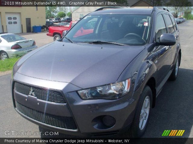 2010 Mitsubishi Outlander ES 4WD in Graphite Gray Pearl