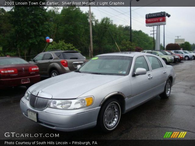 2001 Lincoln Town Car Cartier in Silver Frost Metallic