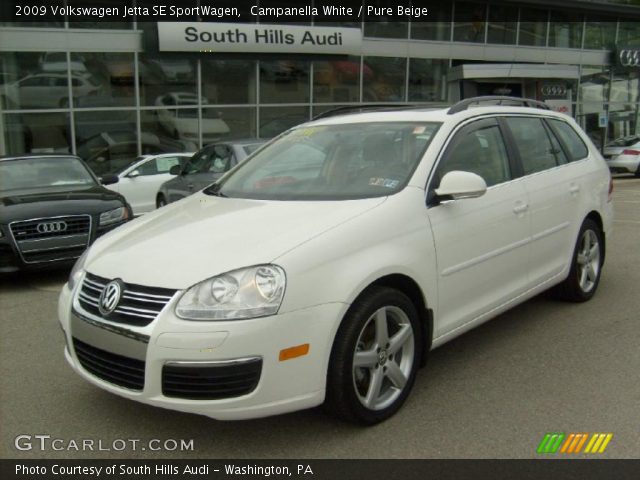 2009 Volkswagen Jetta SE SportWagen in Campanella White