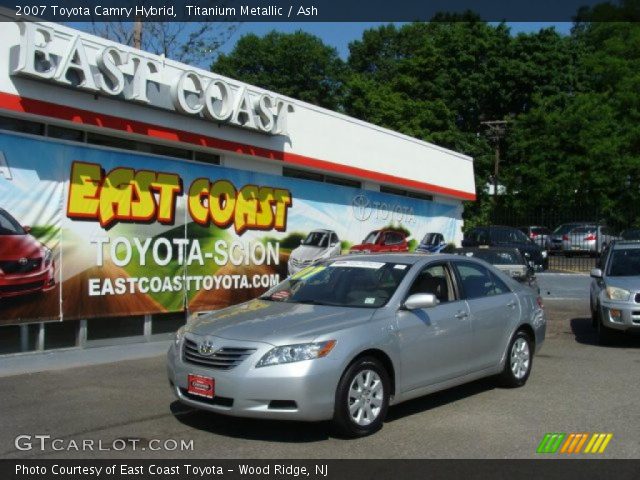 2007 Toyota Camry Hybrid in Titanium Metallic