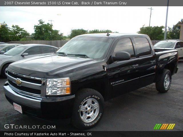2007 Chevrolet Silverado 1500 LS Crew Cab in Black