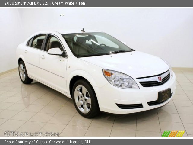 2008 Saturn Aura XE 3.5 in Cream White