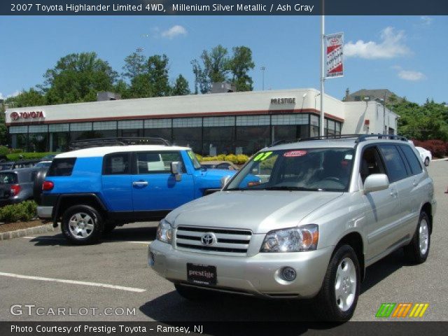 2007 Toyota Highlander Limited 4WD in Millenium Silver Metallic