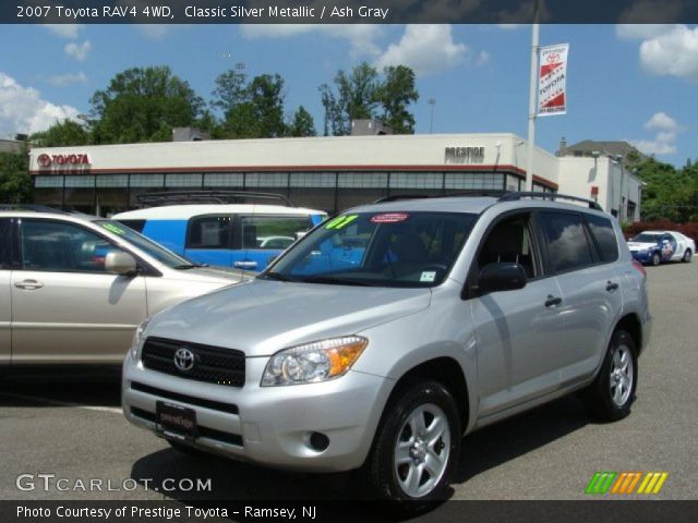 2007 Toyota RAV4 4WD in Classic Silver Metallic