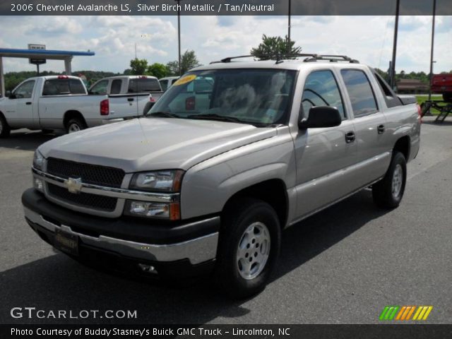 2006 Chevrolet Avalanche LS in Silver Birch Metallic