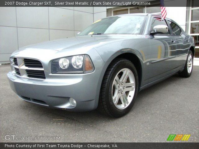 2007 Dodge Charger SXT in Silver Steel Metallic