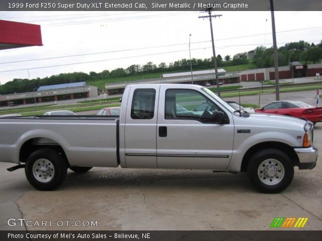1999 Ford F250 Super Duty XLT Extended Cab in Silver Metallic