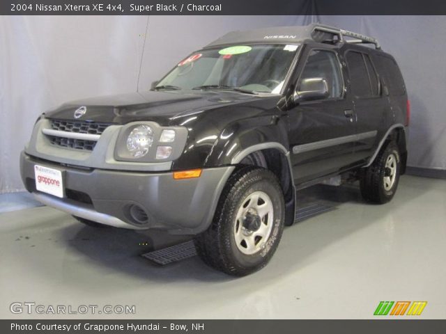 2004 Nissan Xterra XE 4x4 in Super Black