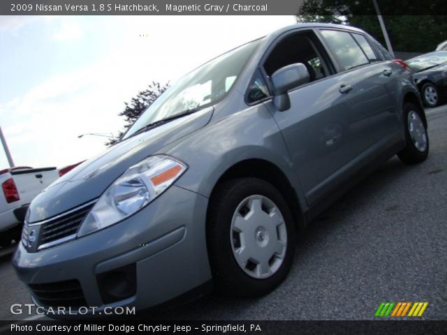 2009 Nissan Versa 1.8 S Hatchback in Magnetic Gray