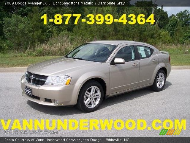 2009 Dodge Avenger SXT in Light Sandstone Metallic