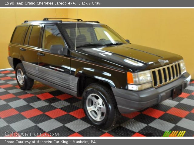 1998 Jeep Grand Cherokee Laredo 4x4 in Black