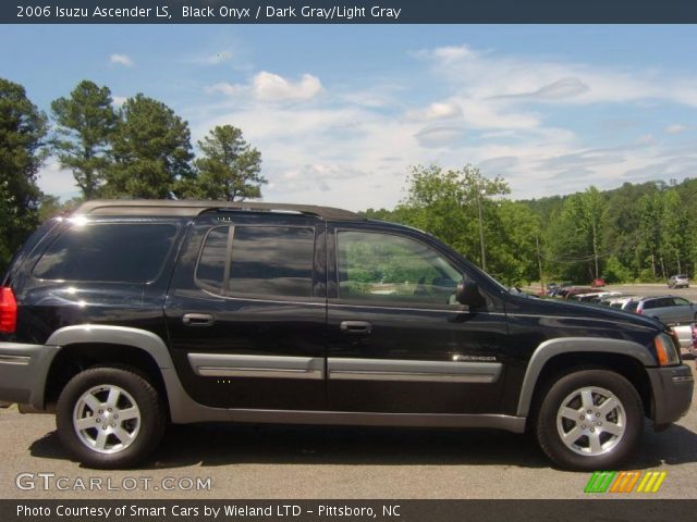 2006 Isuzu Ascender LS in Black Onyx