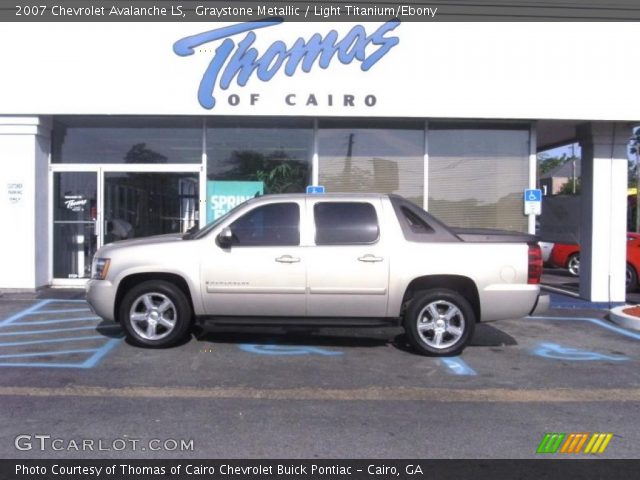 2007 Chevrolet Avalanche LS in Graystone Metallic