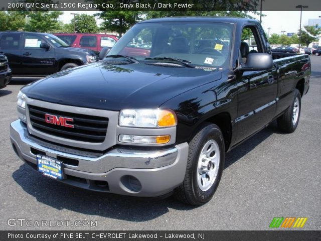 2006 GMC Sierra 1500 Regular Cab in Onyx Black