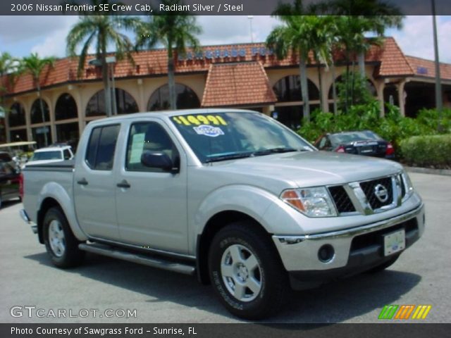 2006 Nissan Frontier SE Crew Cab in Radiant Silver