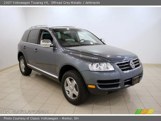 2007 Volkswagen Touareg V6 in Offroad Grey Metallic