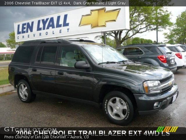 2006 Chevrolet TrailBlazer EXT LS 4x4 in Dark Gray Metallic
