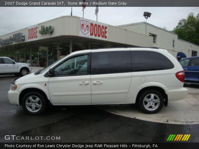 2007 Dodge Grand Caravan SXT in Stone White