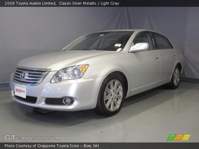 2009 Toyota Avalon Limited in Classic Silver Metallic