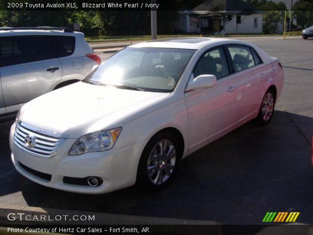 2009 Toyota Avalon XLS in Blizzard White Pearl