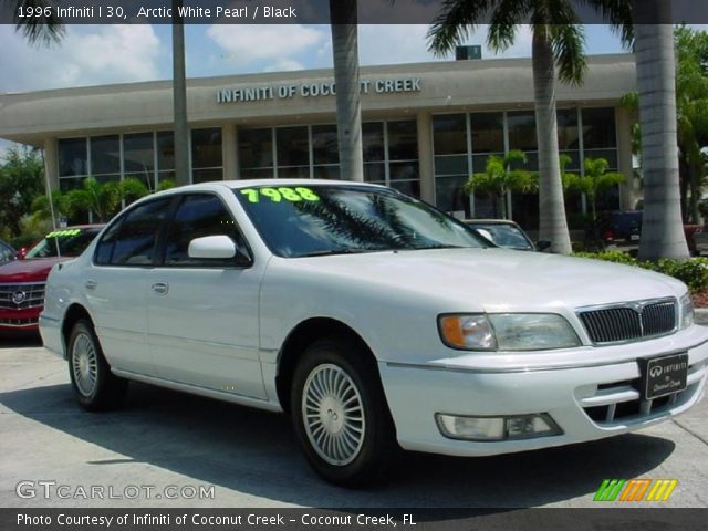 1996 Infiniti I 30 in Arctic White Pearl