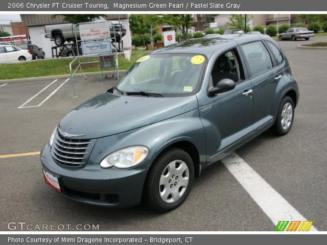 2006 Chrysler PT Cruiser Touring in Magnesium Green Pearl